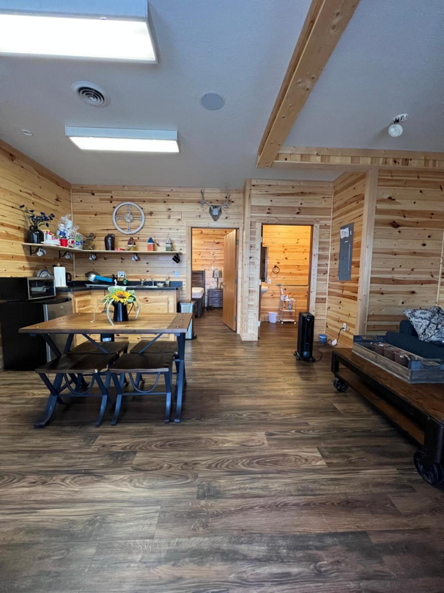 Lake House Lodge Lupton Экстерьер фото